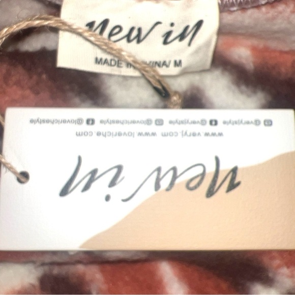 New In Womens AZTEC TRIBAL PRINT HOODED OVERSIZE FLEECE Cardigan | NEW/NWT!! - Picture 5 of 5